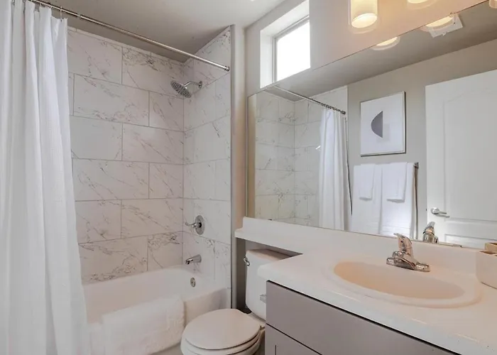 Landing - Modern With Amazing Amenities Phoenix